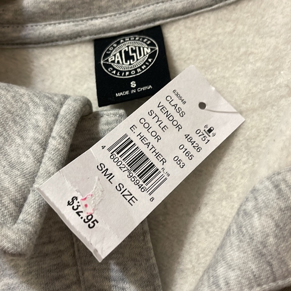 PacSun Top - Picture 3 of 4